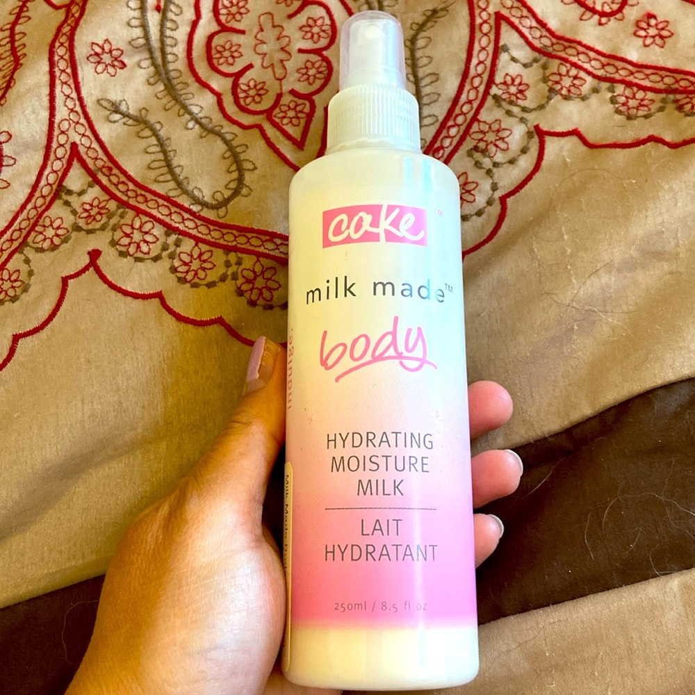 Cake milk made hydrating moisture milk for body.